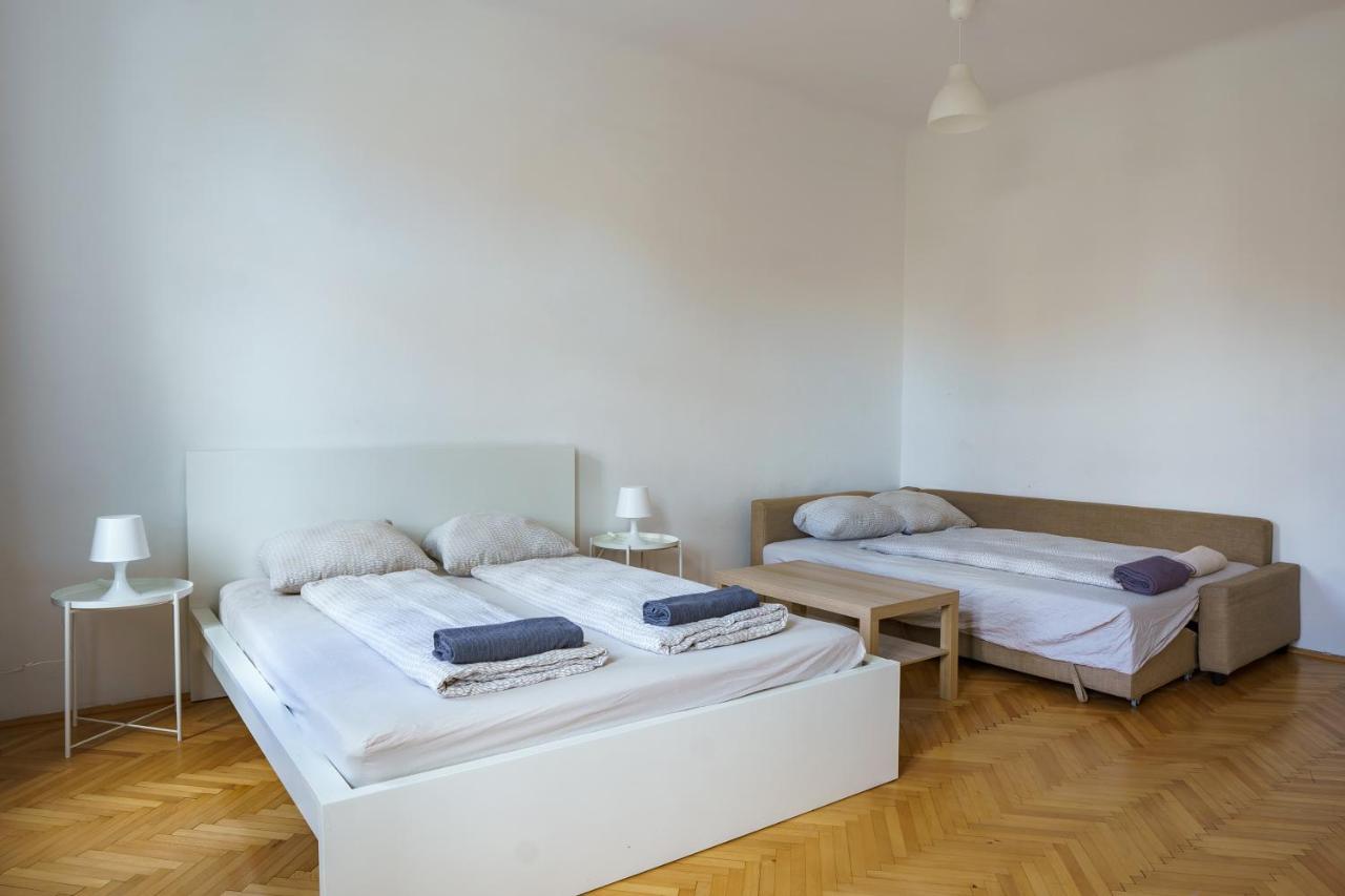 Central Living Apartments - Schoenbrunn Вена Экстерьер фото